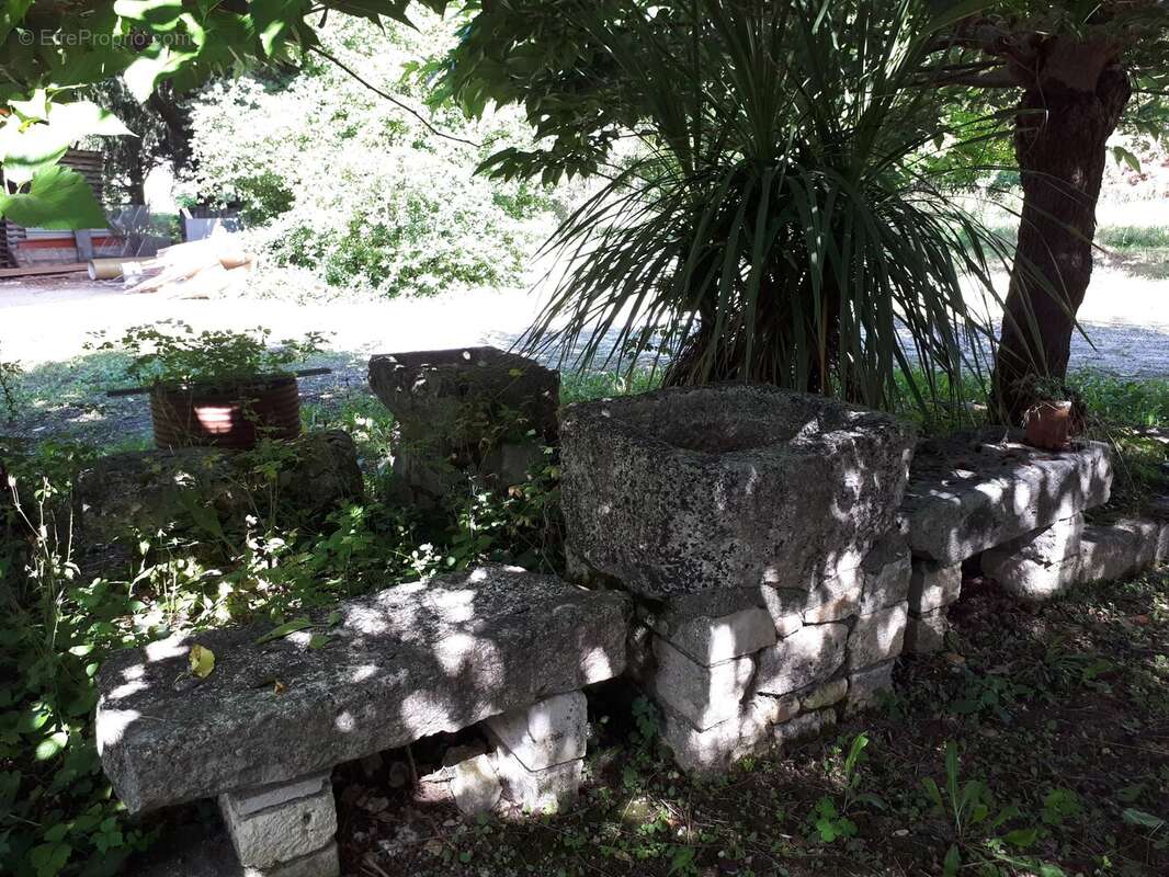 Maison en bordure de village, 3 chambres, dépendances - photo 12