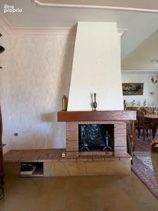 Une maison plein de potentiel à  CHARNAY LES MACON (71) - photo 2