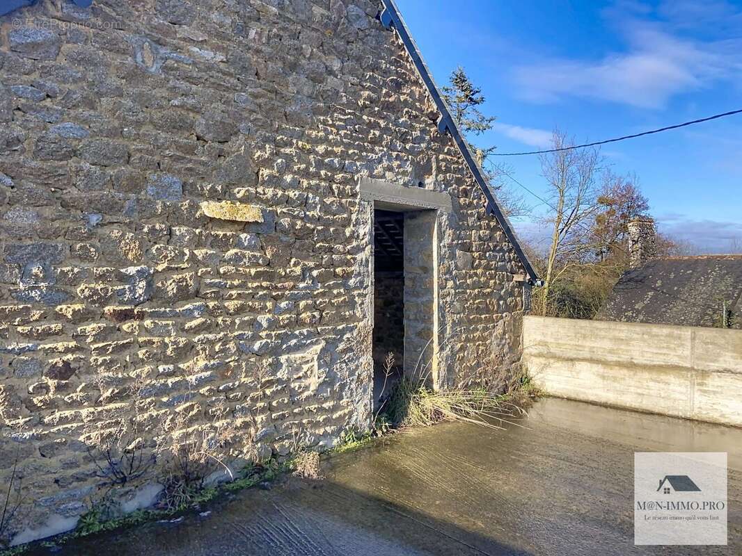 Maison 245 m² à Chauvigne  - photo 6