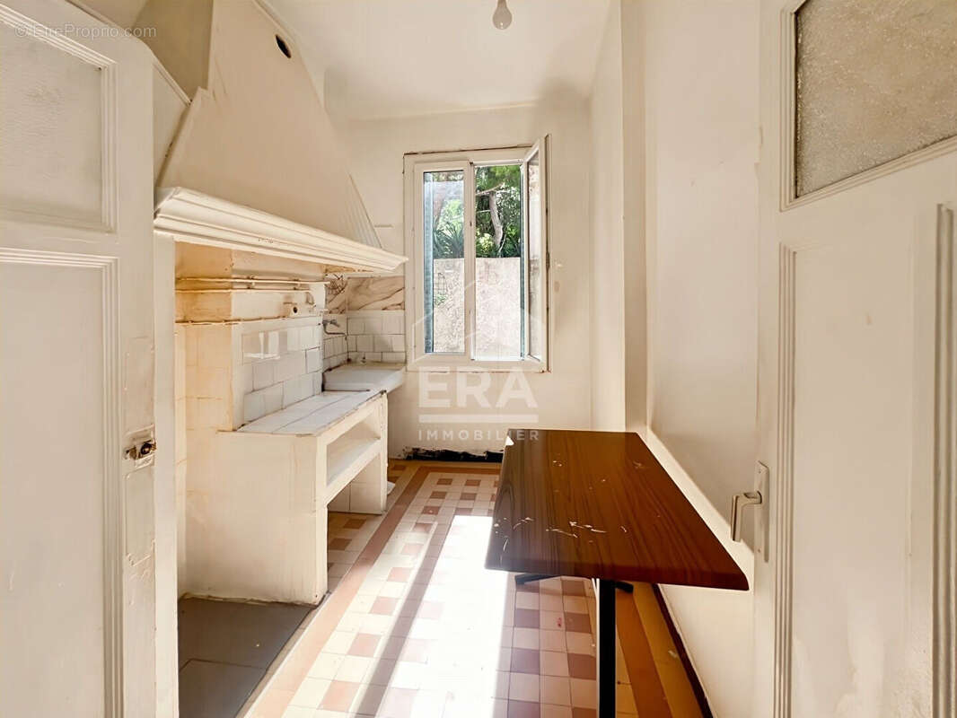 Appartement 44m² à marseille 6e arrondissement - photo 2