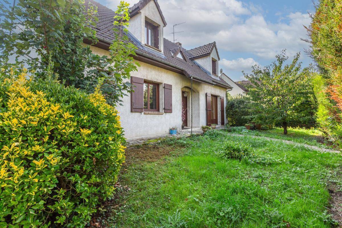 Maison à SAINT-GERMAIN-LES-CORBEIL