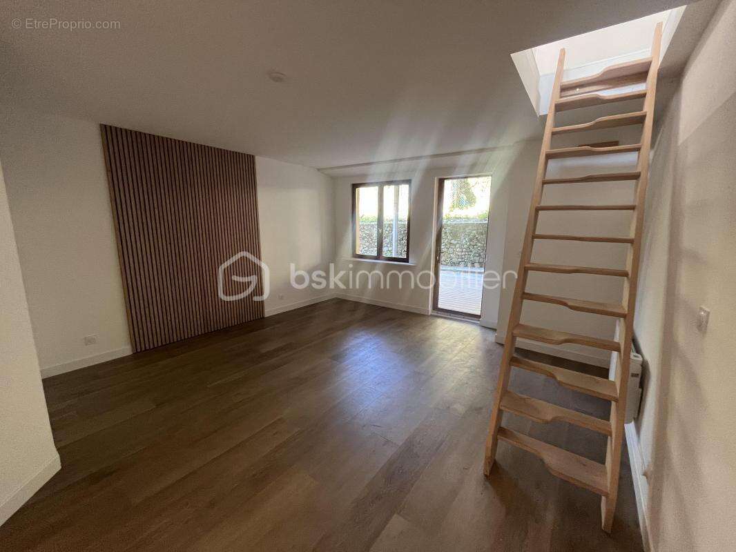 Appartement à ALBERTVILLE