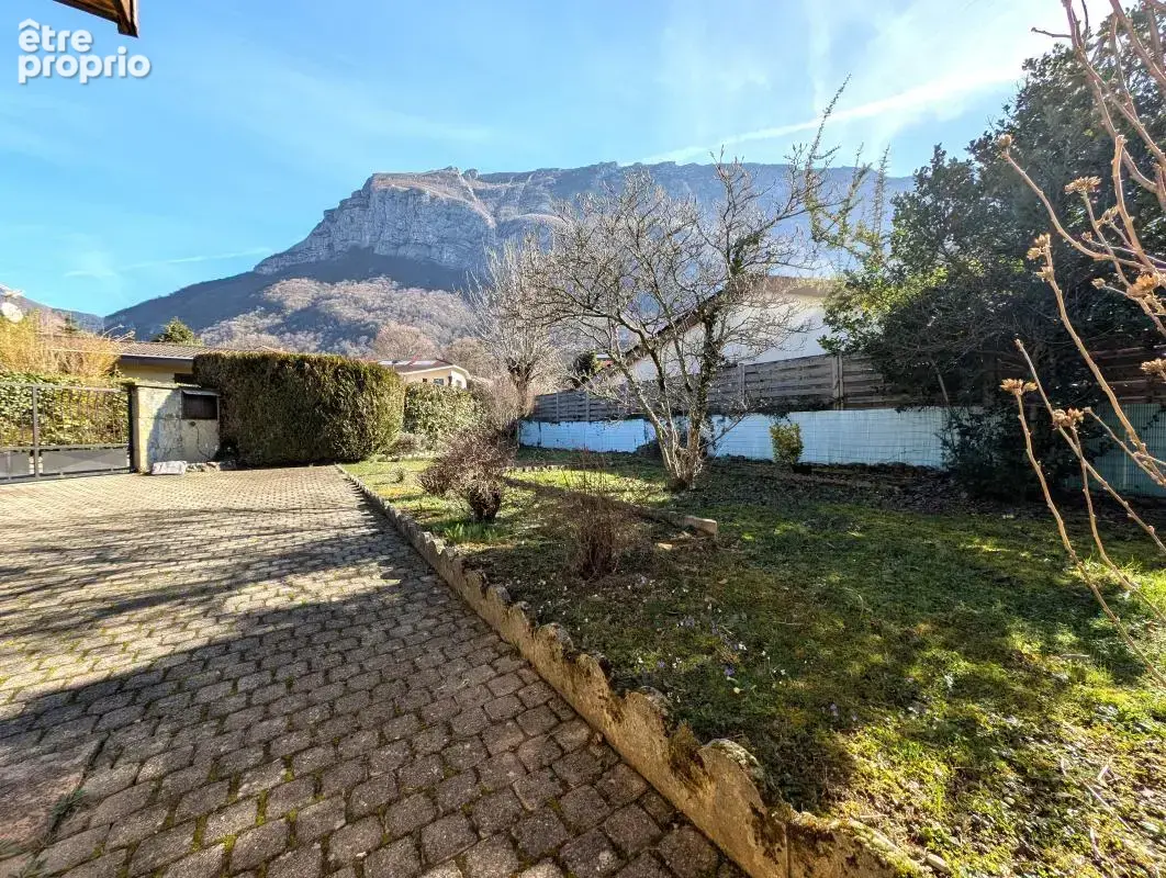 Maison 103 m² à Saint-Egreve  - photo 6