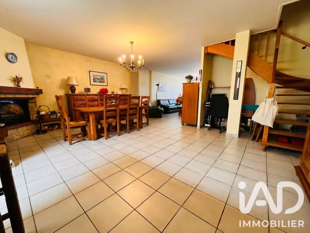 Maison 179 m² à Annoeullin  - photo 4