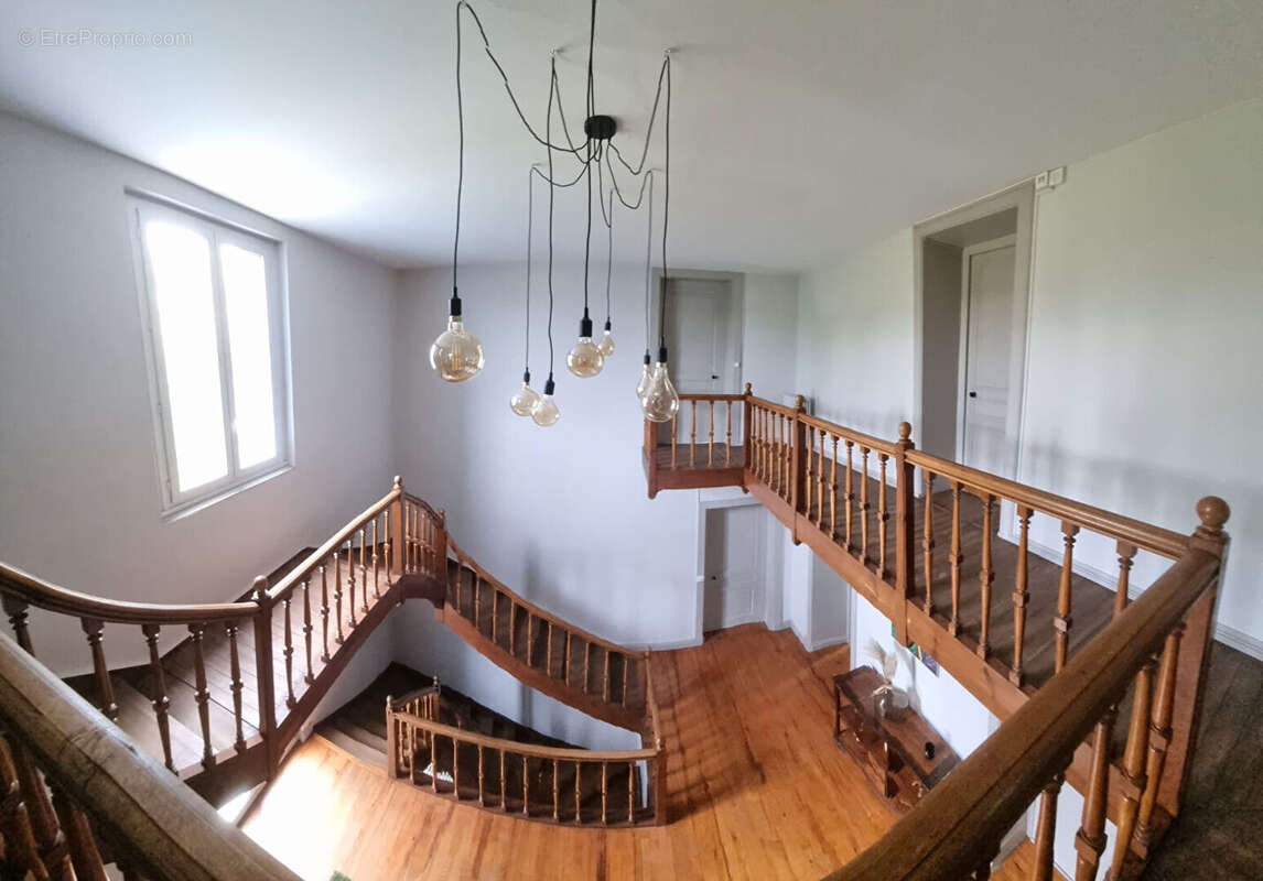 Photo 8 - Maison à MONTROND-LES-BAINS