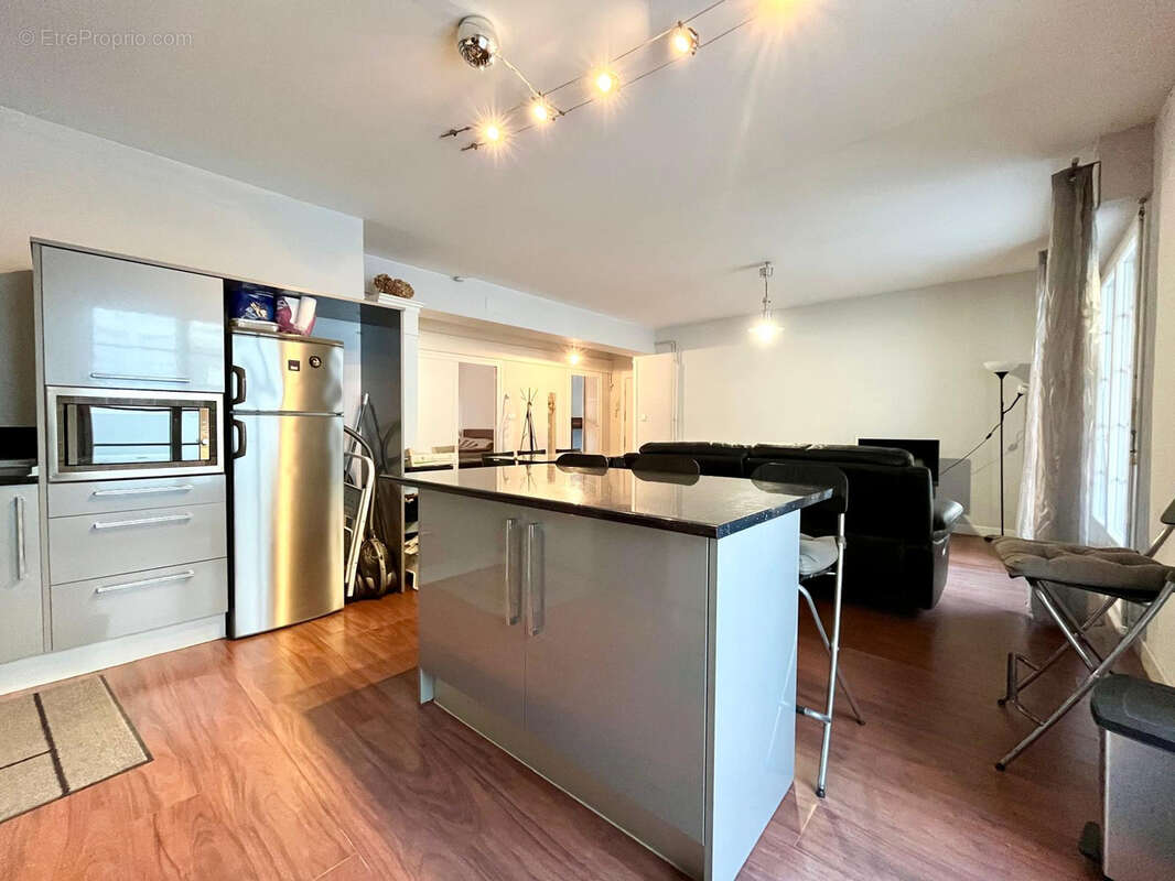 Au coeur du quartier plage, appartement 5 pièces avec superbe terrasse - photo 8