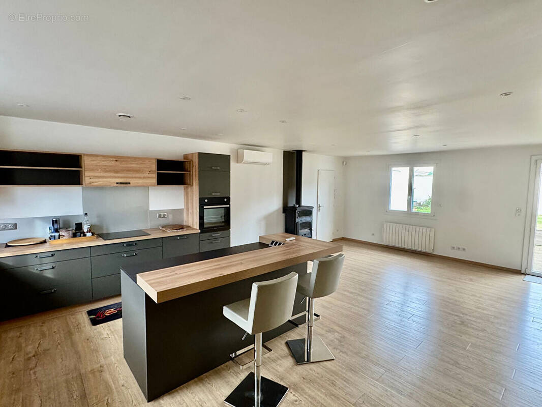 Maison à COURNON-D'AUVERGNE