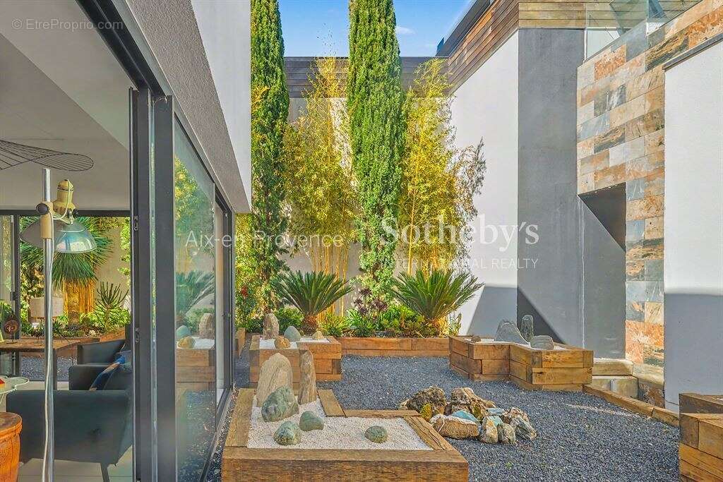 Maison à AIX-EN-PROVENCE