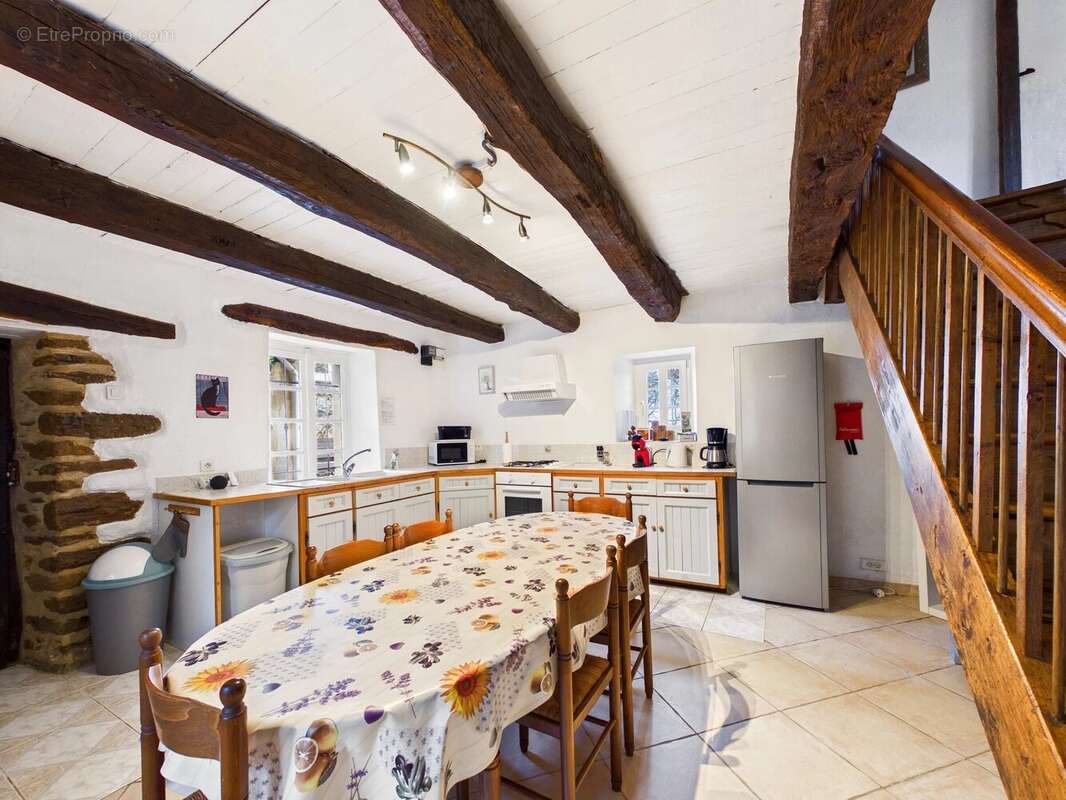 Maison à MONTIRAT