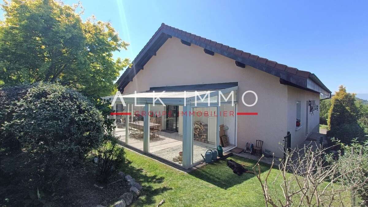 Maison à CRANVES-SALES