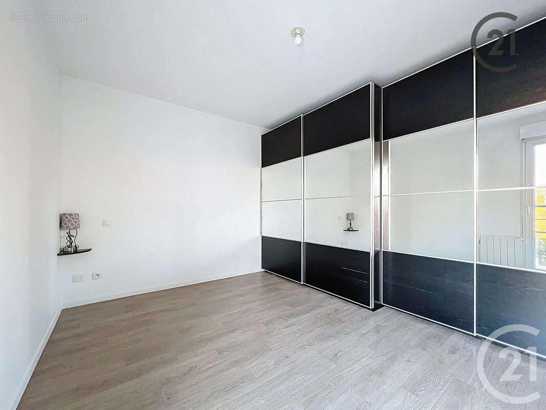 Appartement à TINQUEUX
