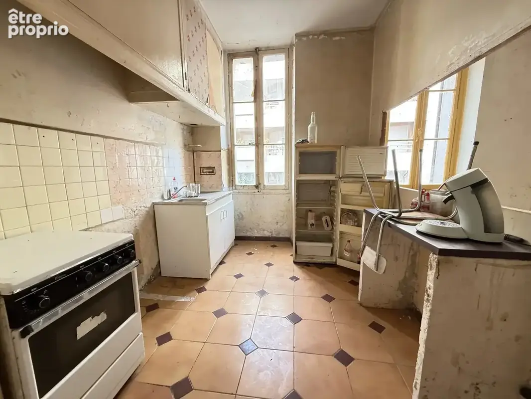 Spécial investisseurs – t2 bis 66 m² à rénover – marseille 5e - photo 7