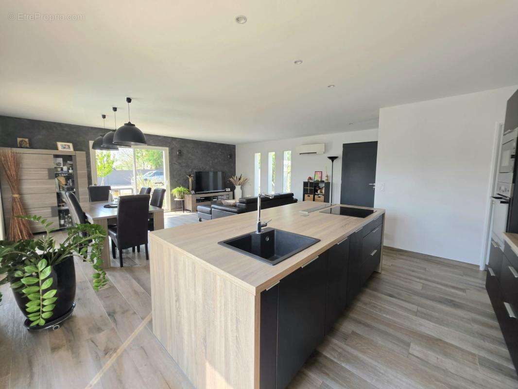Maison À Vendre - photo 4