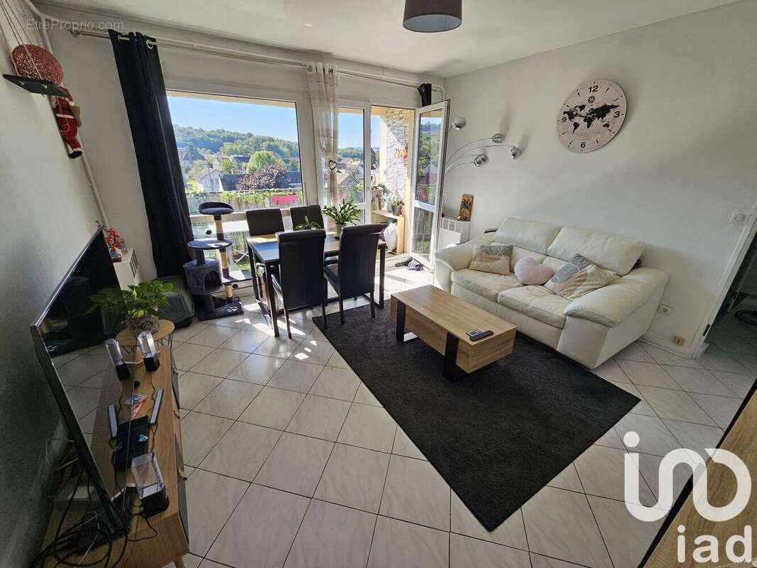Photo 2 - Appartement à BEAUMONT-SUR-OISE