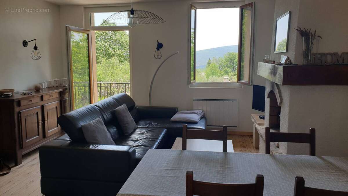 Maison à SAINT-ETIENNE-LES-ORGUES