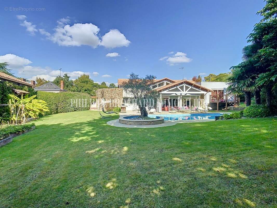 Maison à LA ROCHE-SUR-YON