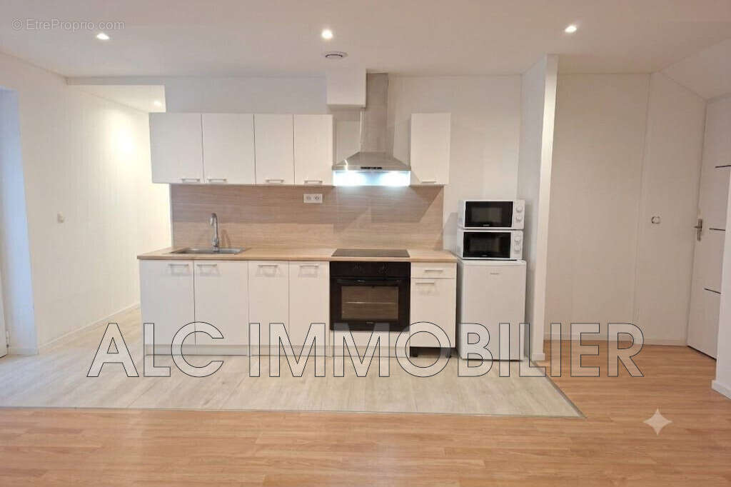 Maison 66 m² à Dangeul  - photo 2