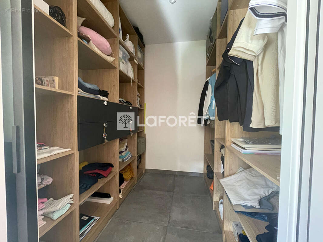 Maison à MONTESQUIEU-DES-ALBERES