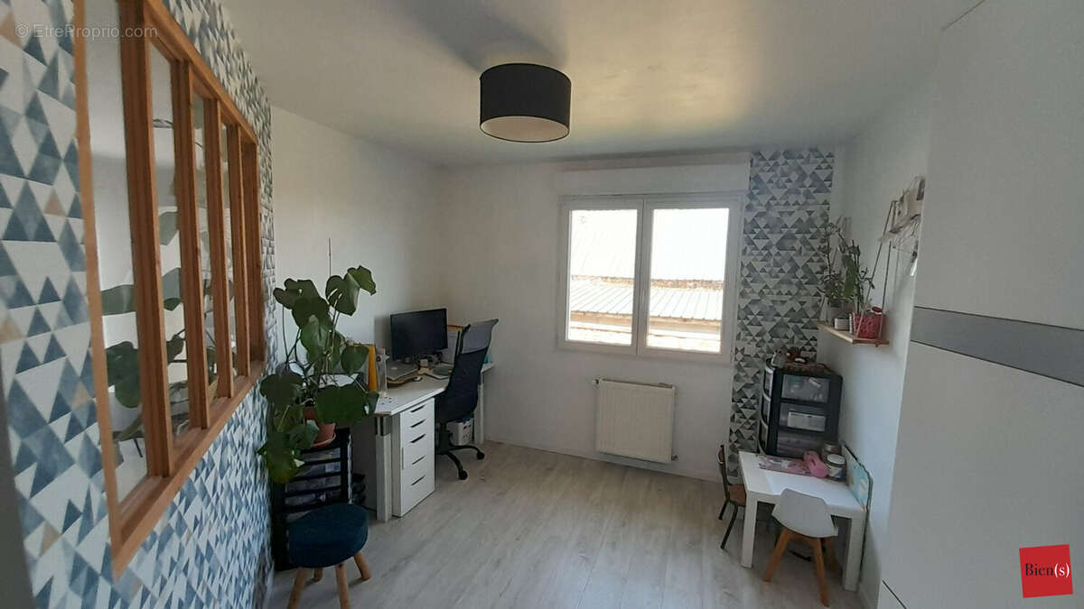 Maison à NUILLE-SUR-VICOIN