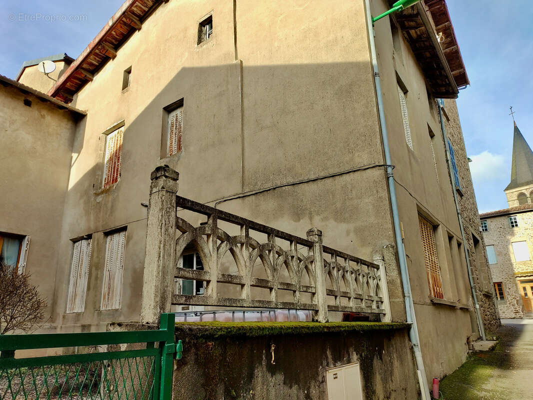 Maison à SAINT-GERMAIN-L&#039;HERM