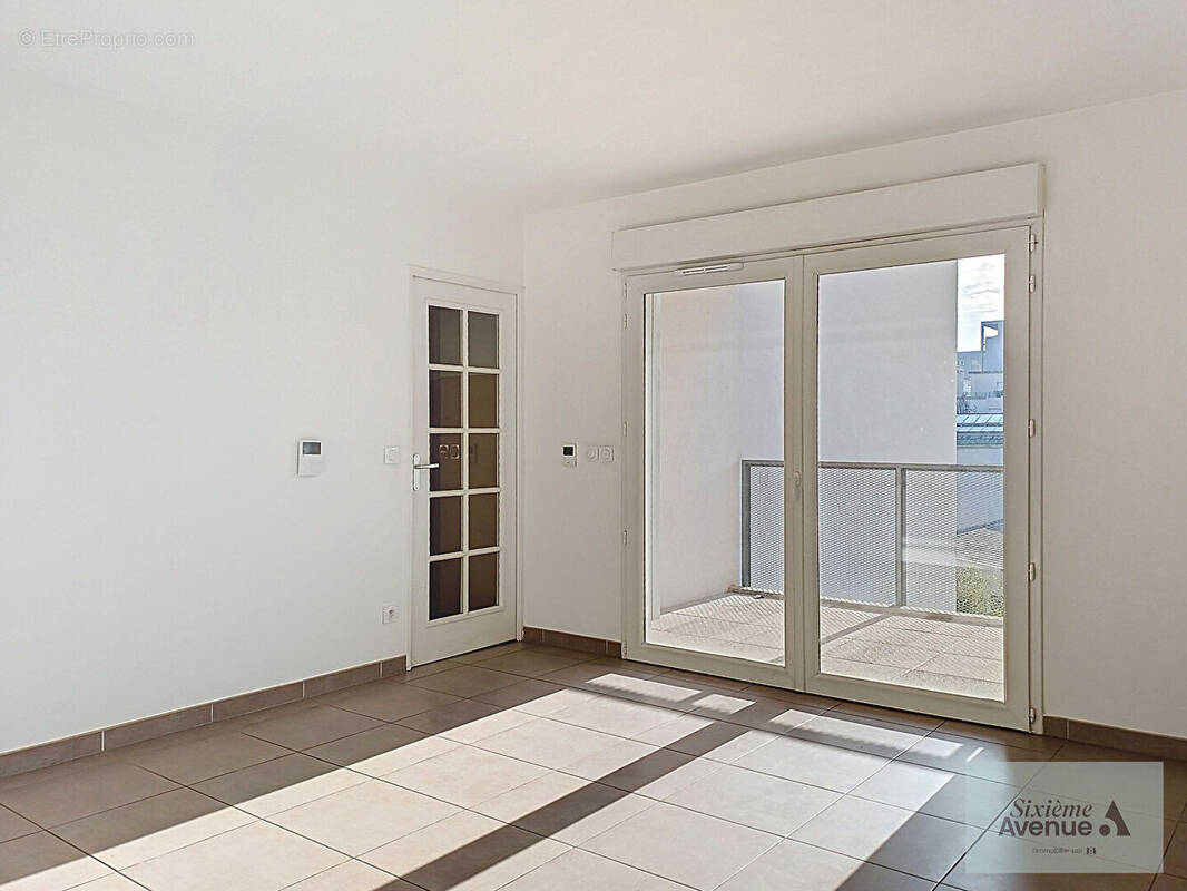 Appartement à LYON-8E