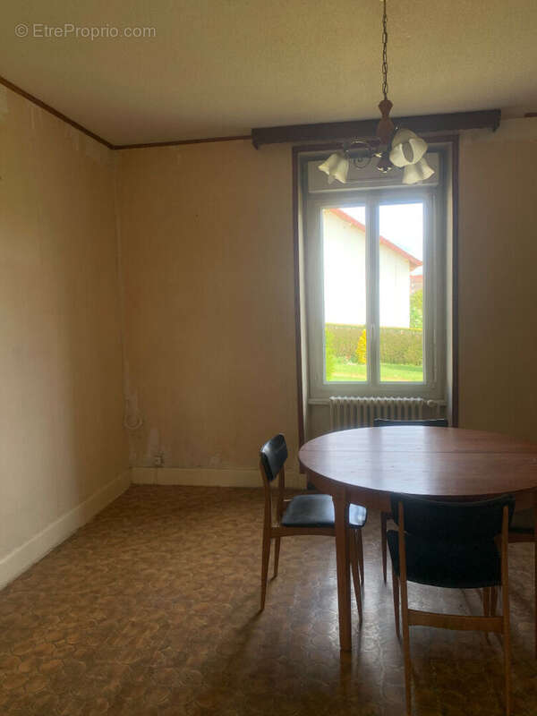 Maison à MONTCEAU-LES-MINES