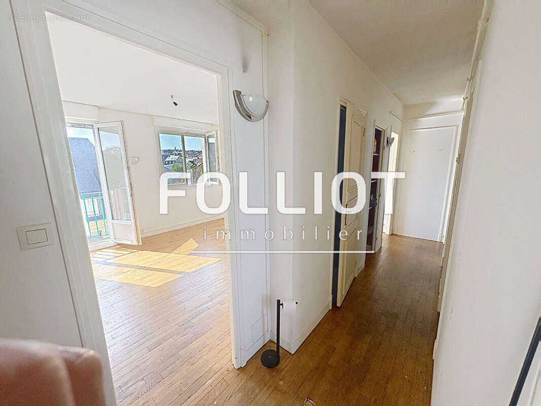 Appartement à FOUGERES