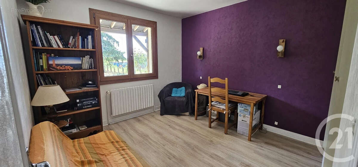 Maison à ALLUYES