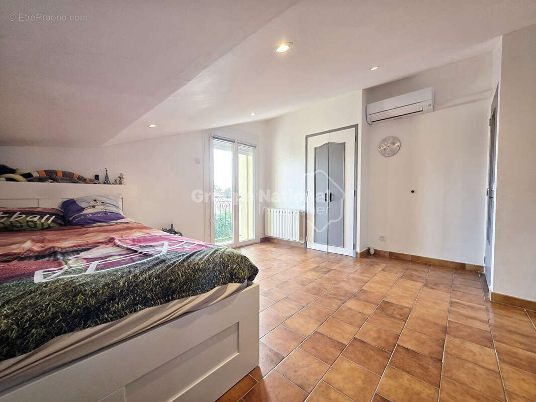 Maison à MIRAMAS