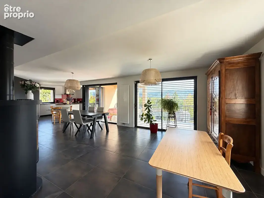 Maison Lons-Le-Saunier 8 pièces / 5 chambres / bureau / 172 m² - photo 4
