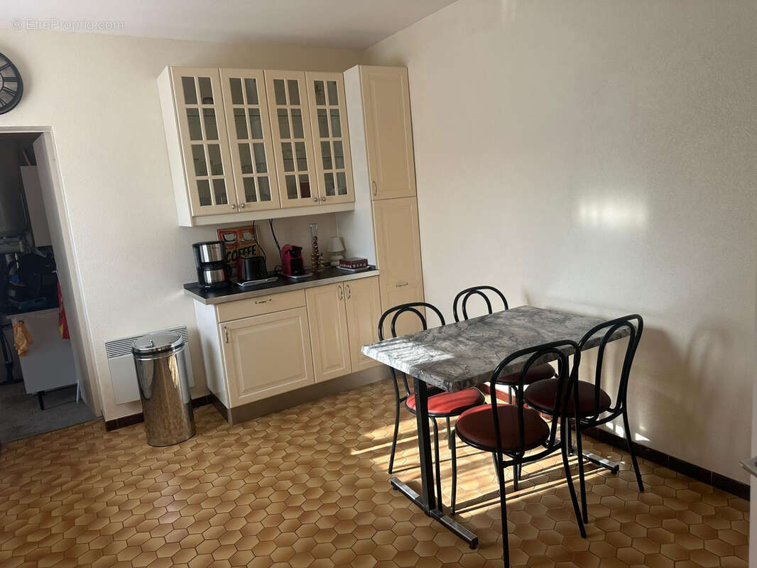 GASTES, opportunité à saisir pour cette maison au calme, à fort potentiel. - photo 9