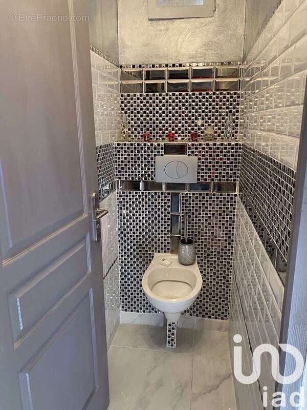 Photo 9 - Appartement à MARSEILLE-9E