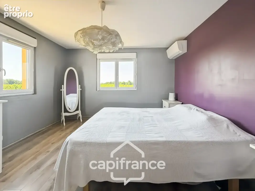Chanas – Une maison familiale au cœur d'un environnement naturel privilégié composée de 6 pièces - photo 9
