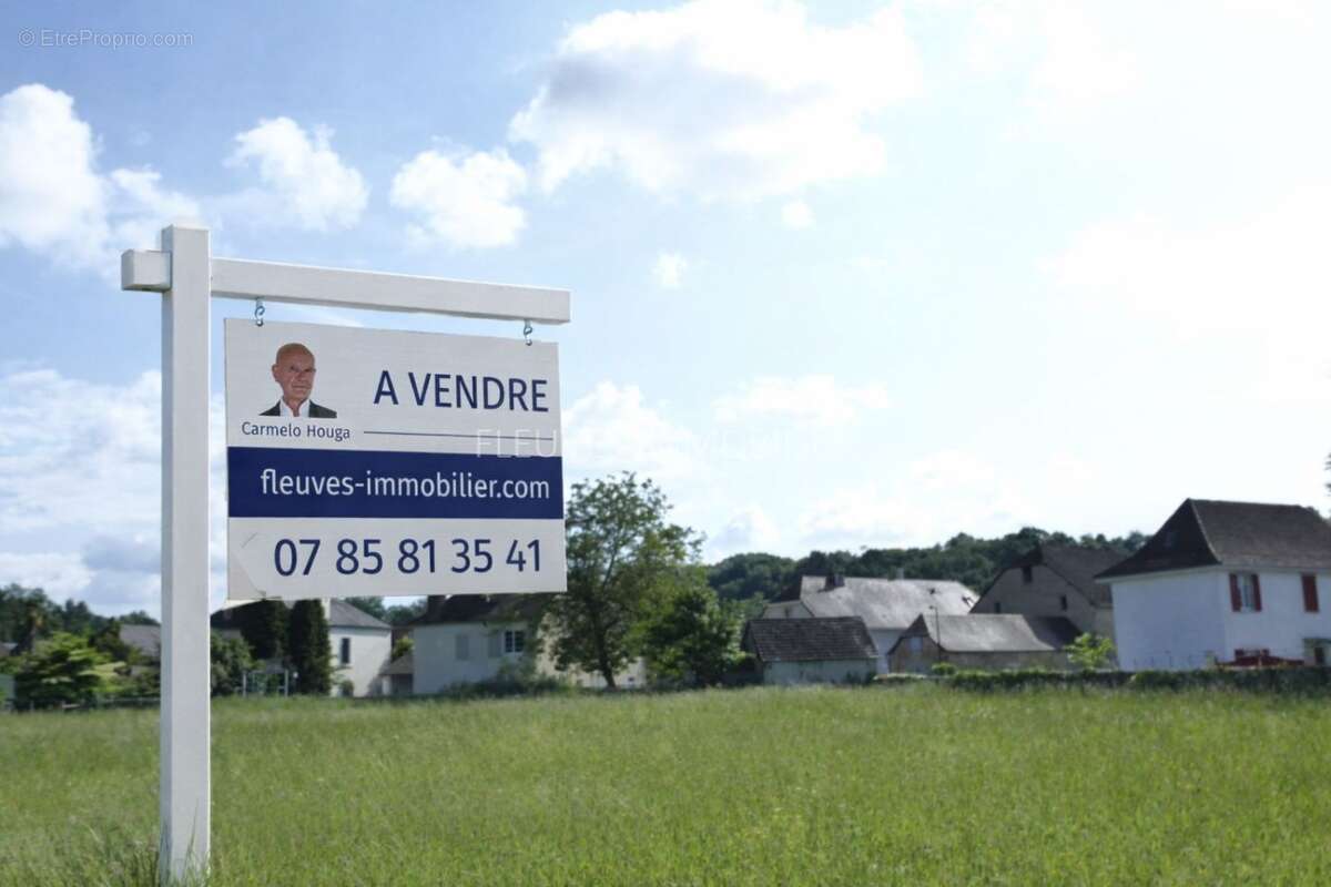 Terrain à ARAUX