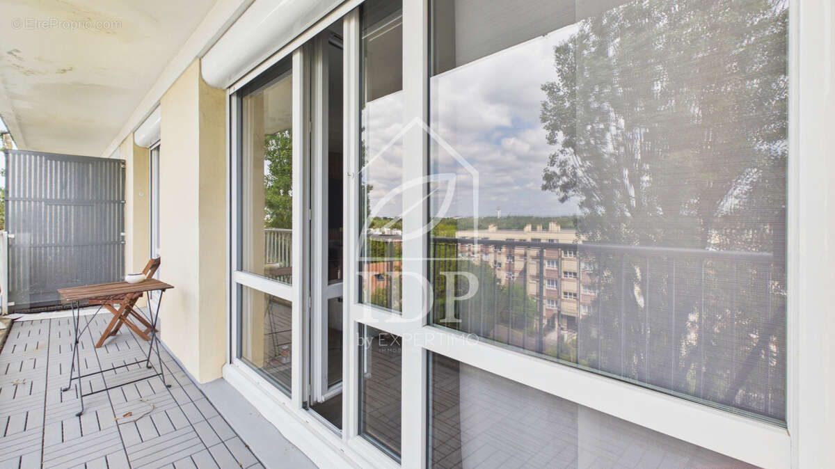 Appartement à CORBEIL-ESSONNES