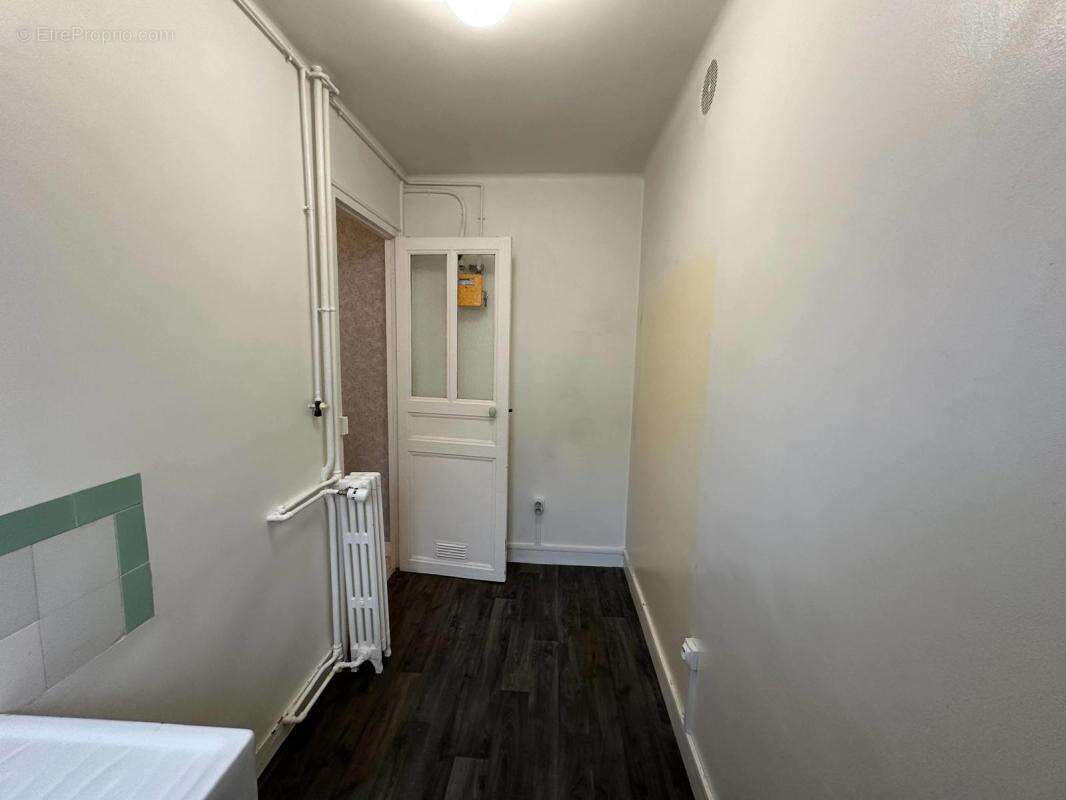 Appartement à PARIS-20E