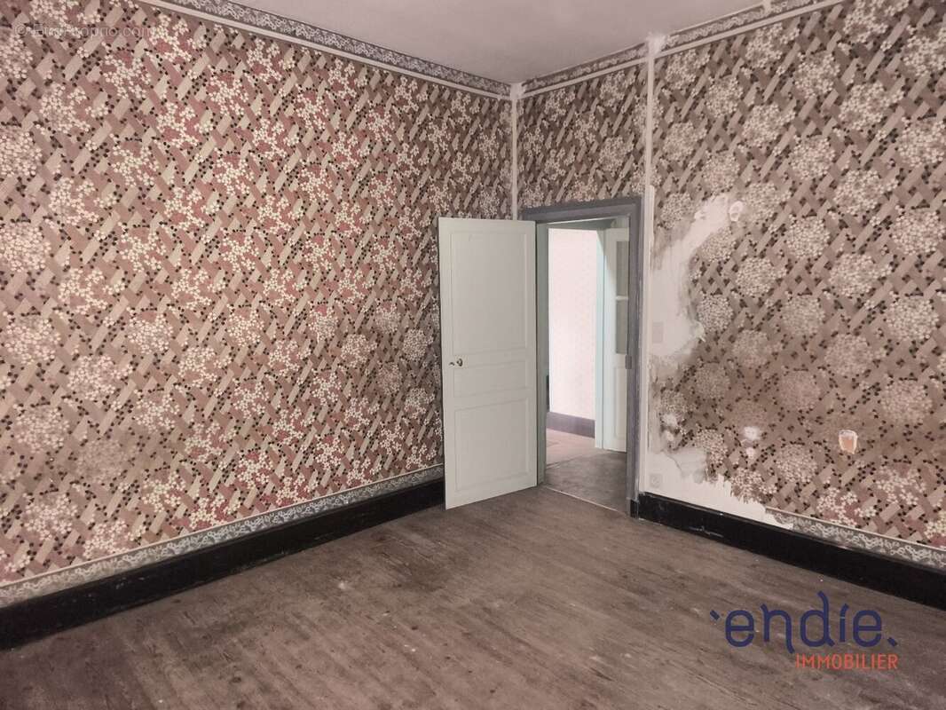 Maison à COSNE-D'ALLIER