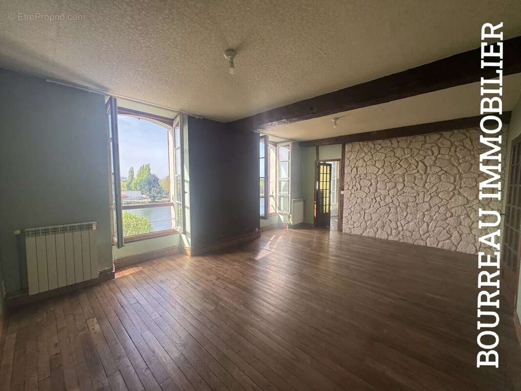 Appartement à JOIGNY