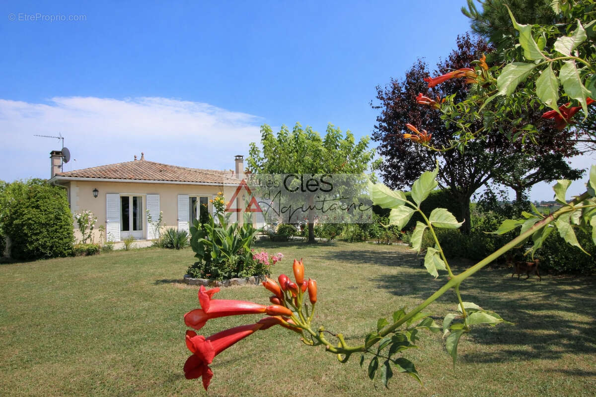 Maison à RIONS