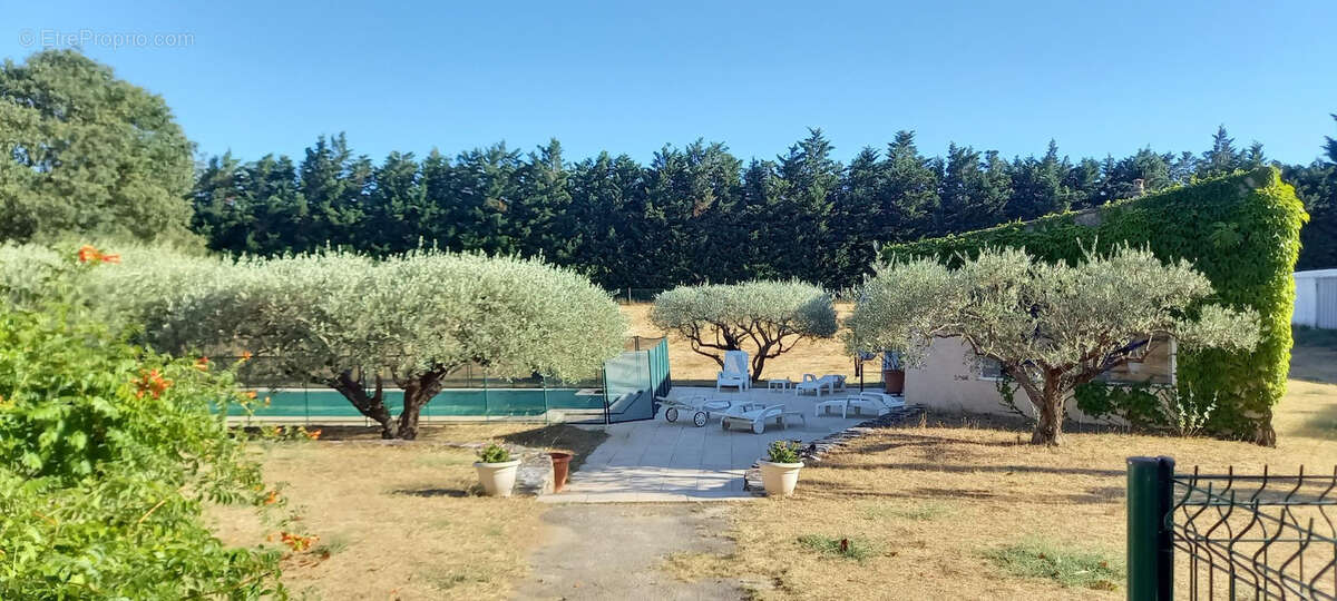 Maison à SAINT-PAULET-DE-CAISSON