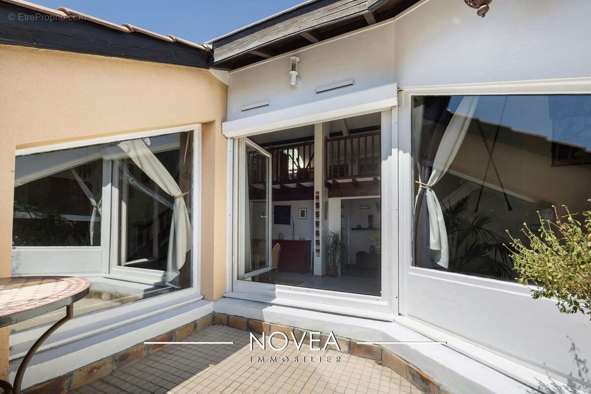 Appartement à LYON-1E