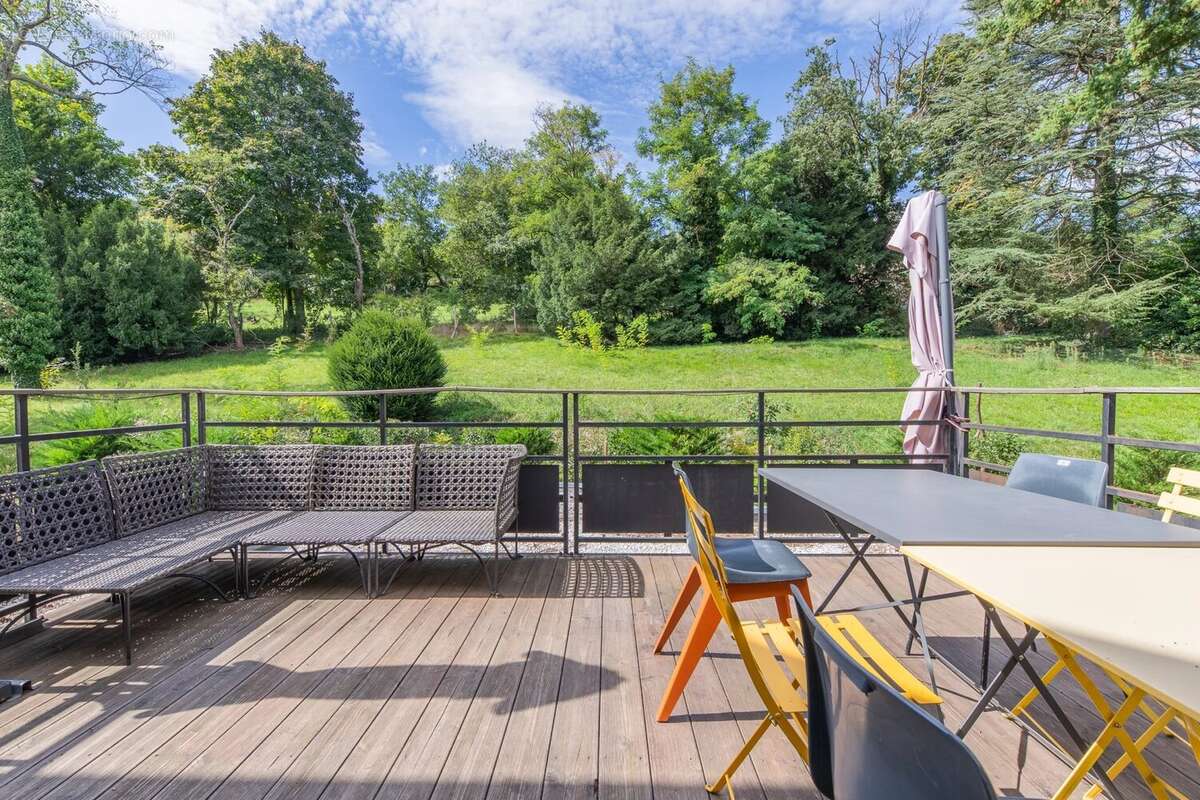 Appartement à POMMIERS