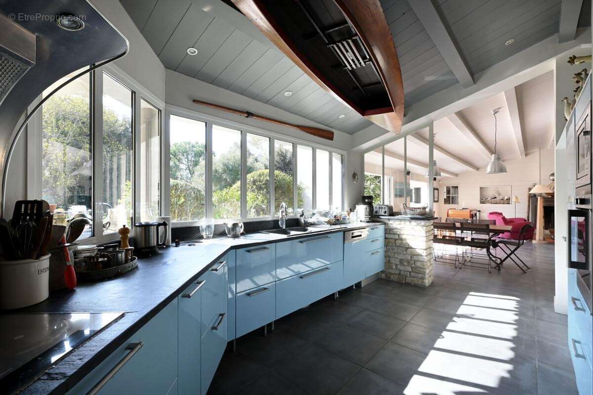 Maison à LES PORTES-EN-RE