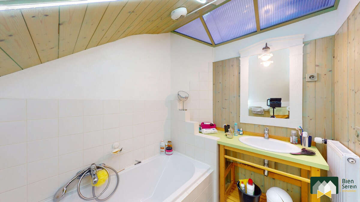 Maison à MAINVILLIERS