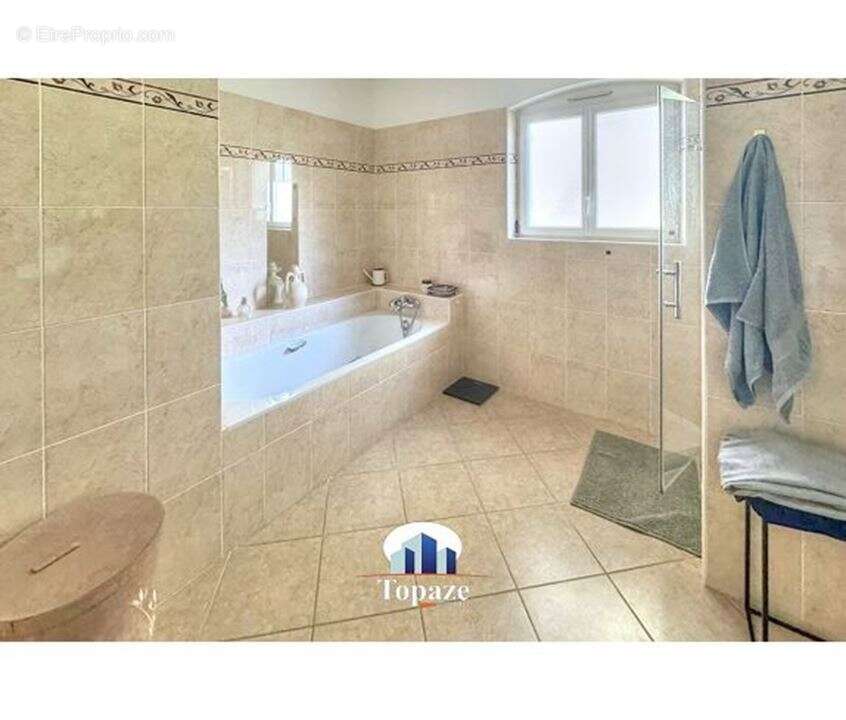 Maison à PUGET-SUR-ARGENS