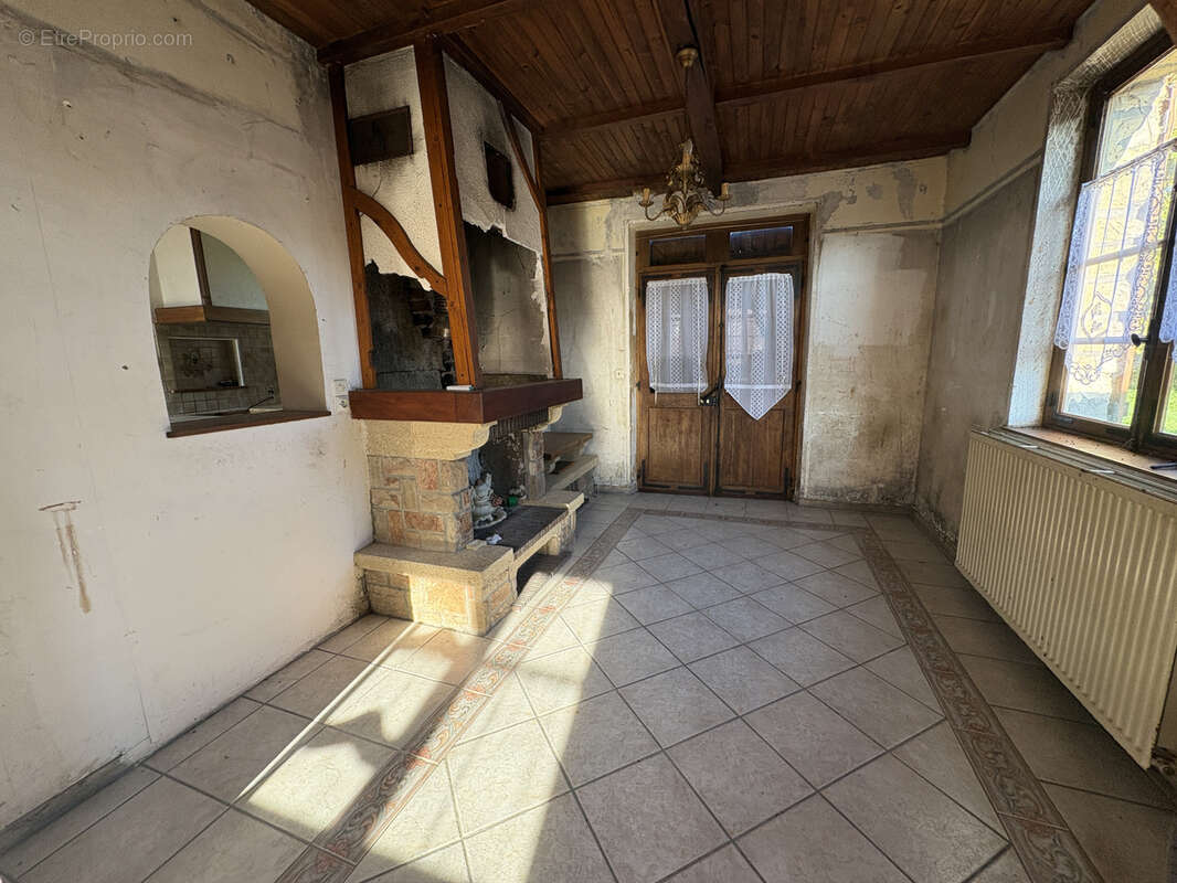 Maison à HANGEST-SUR-SOMME