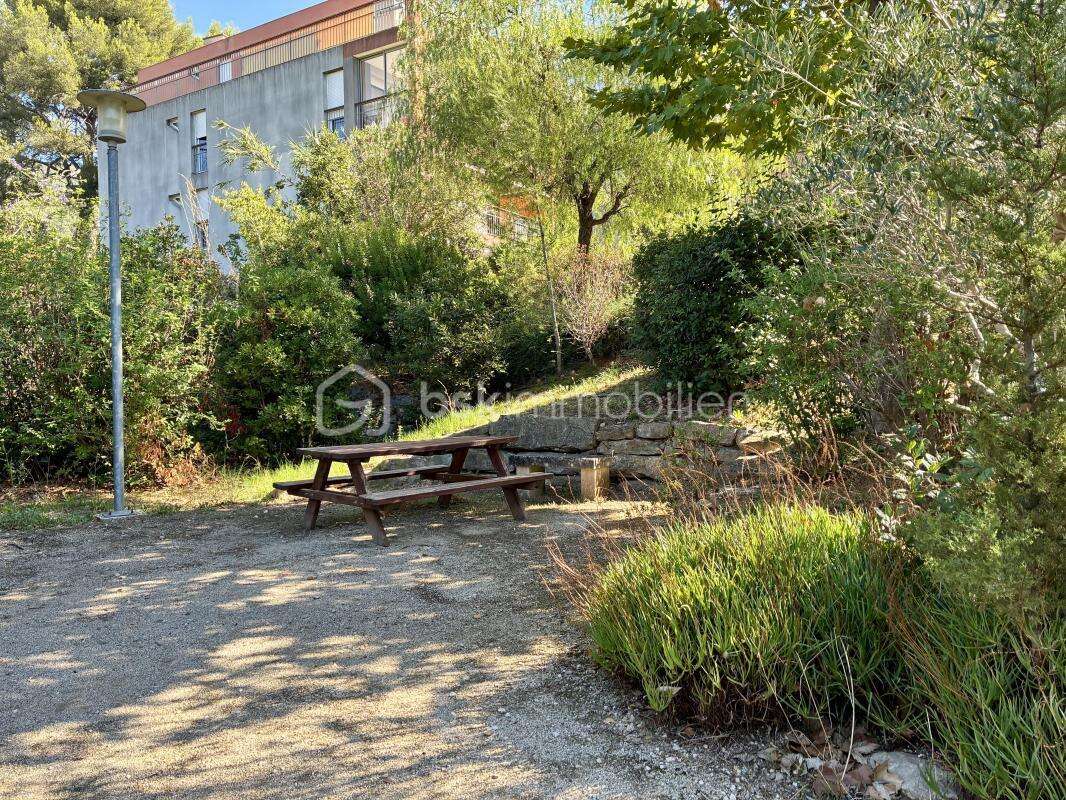 *** en exclusivité *** grand t2 avec terrasse et cave *** résidence de 2006 *** - photo 16