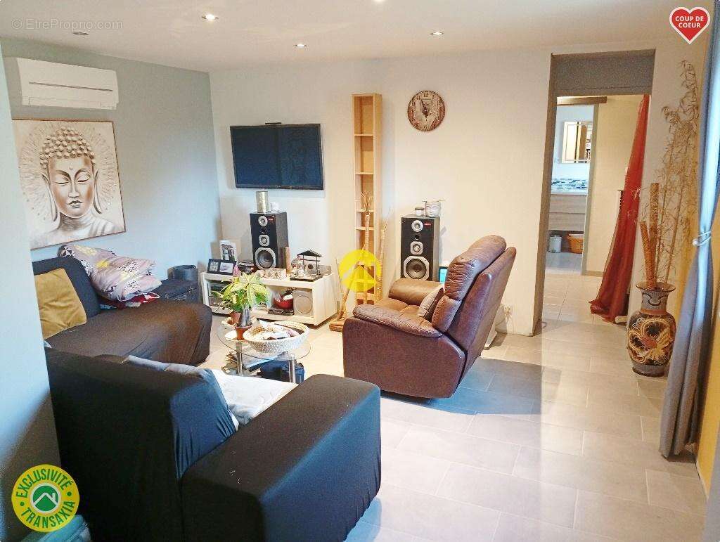 Maison à LA GUERCHE-SUR-L'AUBOIS