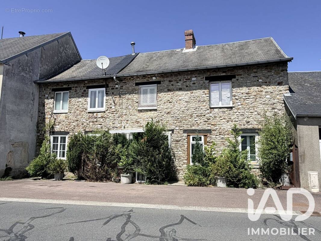 Photo 1 - Maison à MONTPINCHON