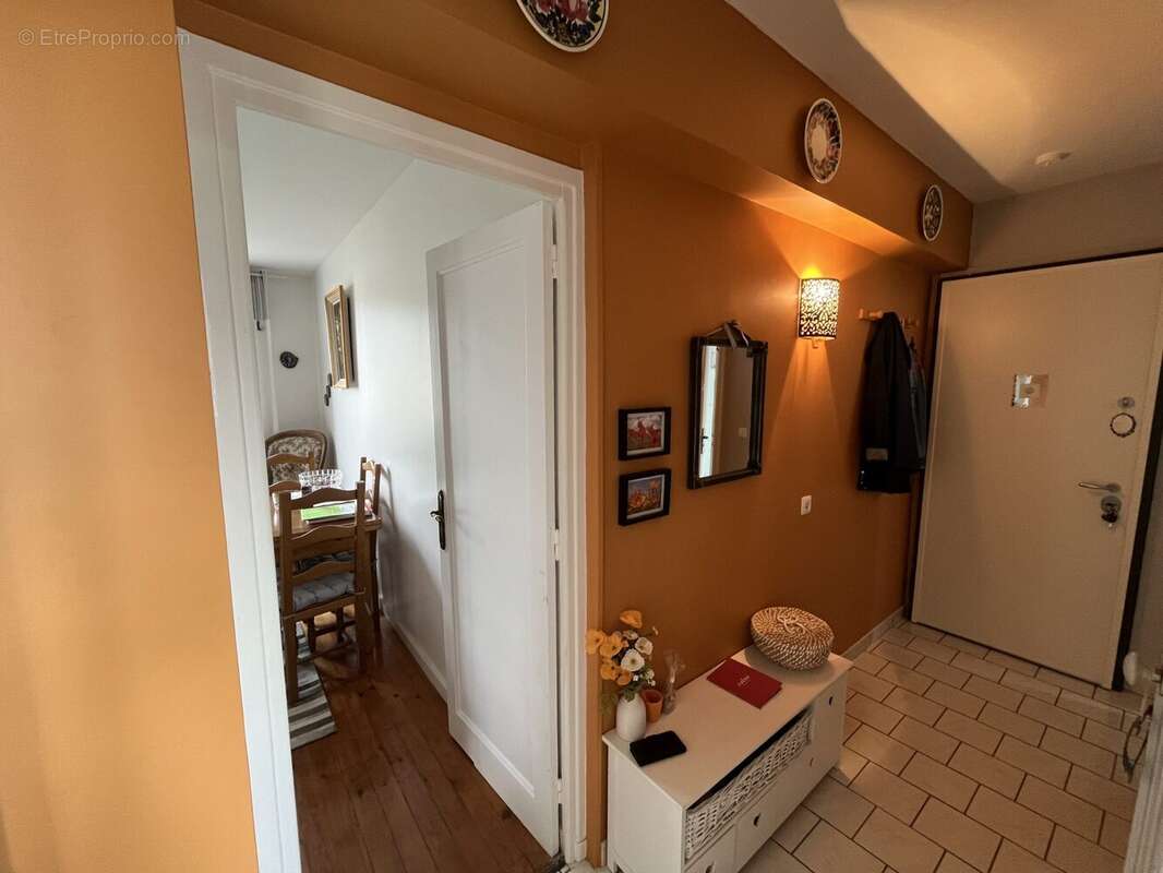 Appartement à SAINT-ETIENNE
